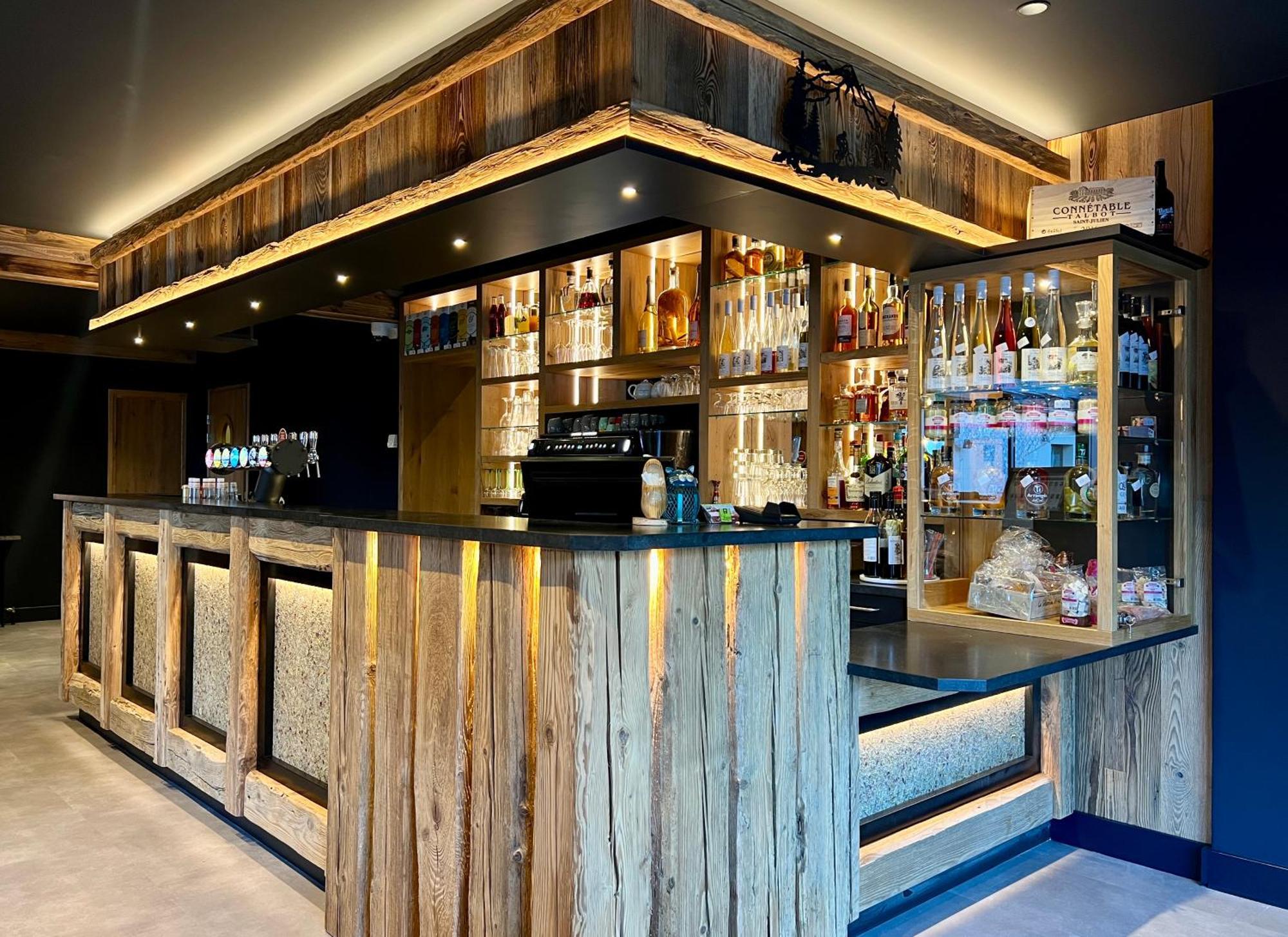 Logis Hotel, Chalets Et Restaurant Les Chatelmines La Bresse Eksteriør bilde