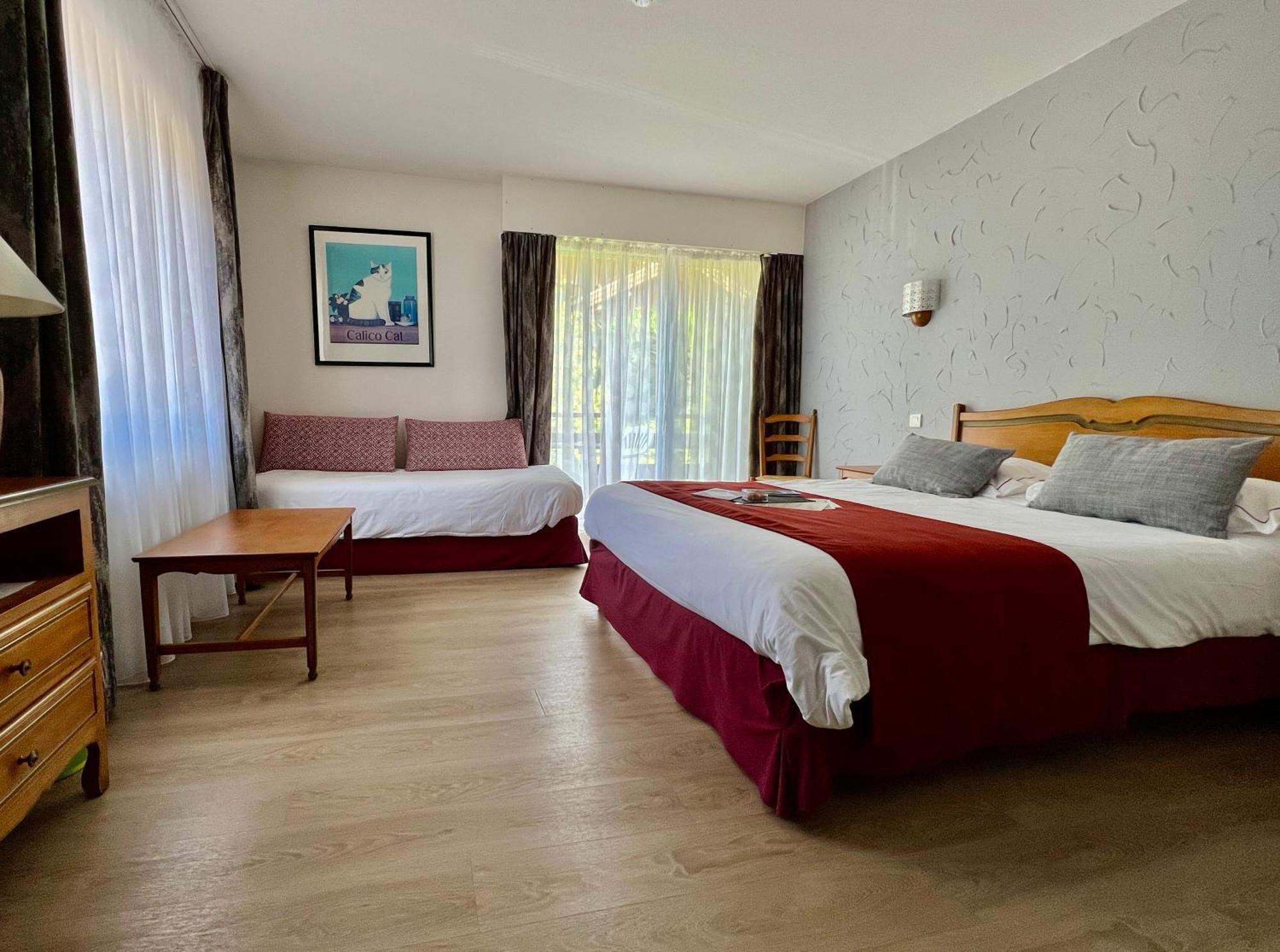 Logis Hotel, Chalets Et Restaurant Les Chatelmines La Bresse Eksteriør bilde