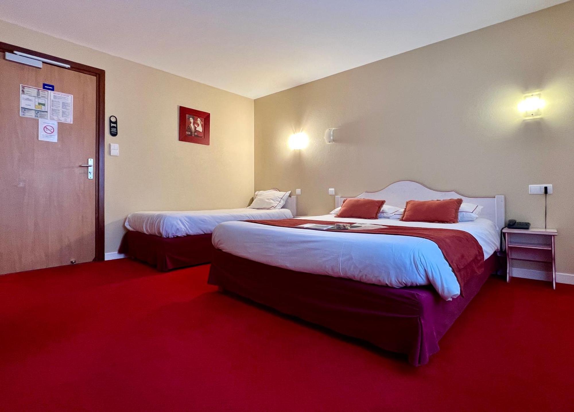 Logis Hotel, Chalets Et Restaurant Les Chatelmines La Bresse Eksteriør bilde